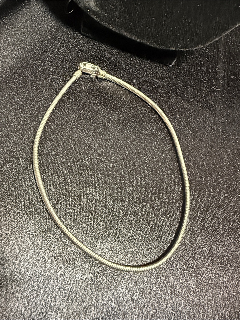 Vintage Coro Silver Herringbone Choker Necklace - Picture 5 of 5